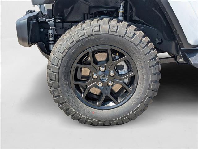 new 2025 Jeep Gladiator car, priced at $53,010