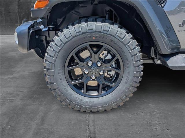 new 2025 Jeep Gladiator car, priced at $46,817
