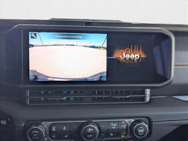 new 2025 Jeep Gladiator car, priced at $48,455