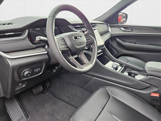new 2025 Jeep Grand Cherokee L car, priced at $48,995
