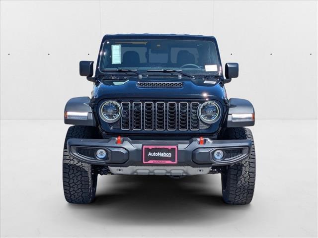 new 2025 Jeep Gladiator car, priced at $45,995
