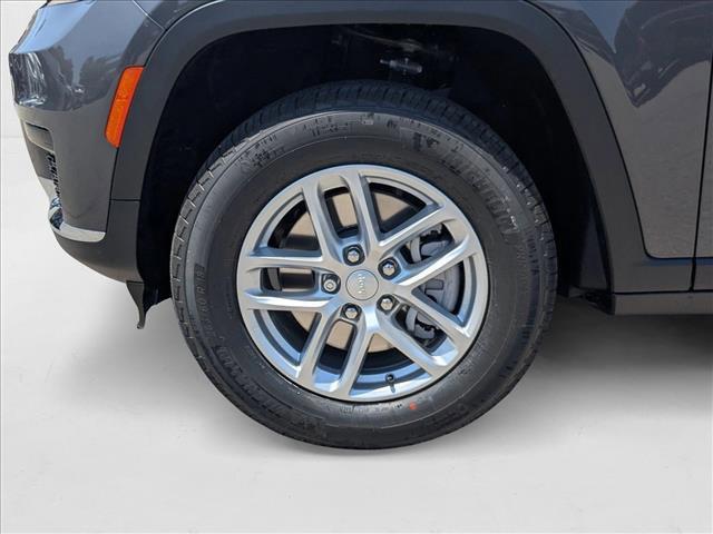 new 2025 Jeep Grand Cherokee L car, priced at $38,495