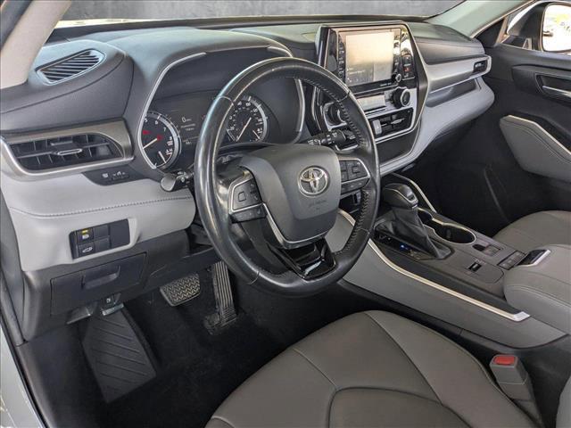 used 2020 Toyota Highlander car, priced at $22,499