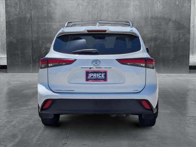 used 2020 Toyota Highlander car, priced at $22,499