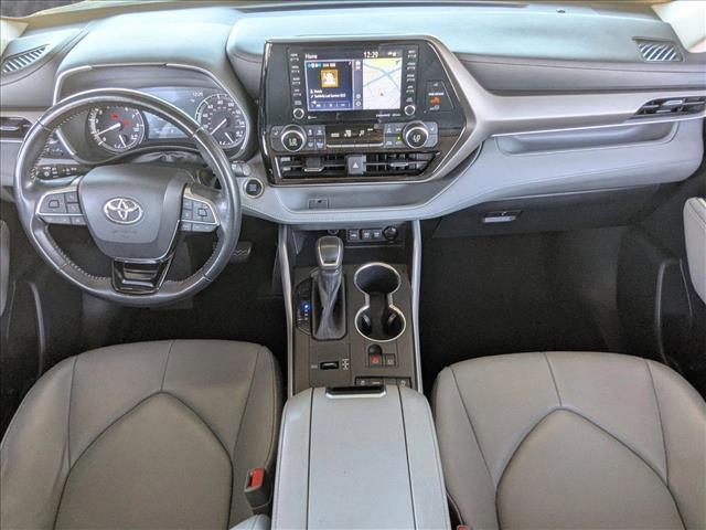 used 2020 Toyota Highlander car, priced at $22,499