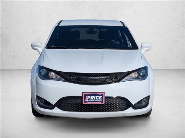 used 2019 Chrysler Pacifica car, priced at $17,992