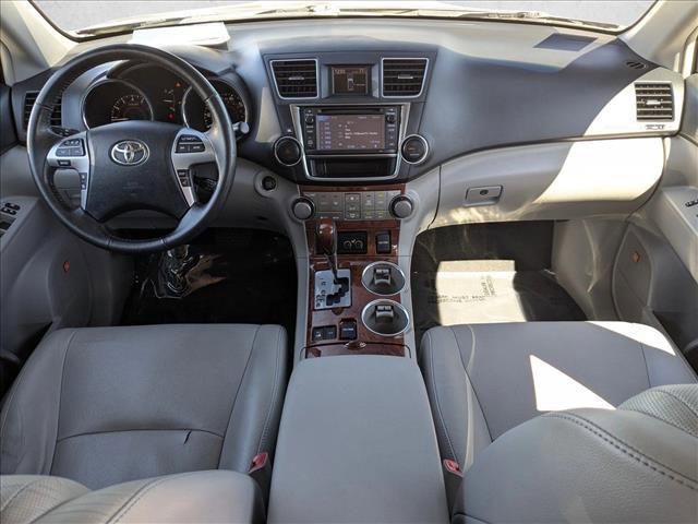used 2013 Toyota Highlander car, priced at $15,991