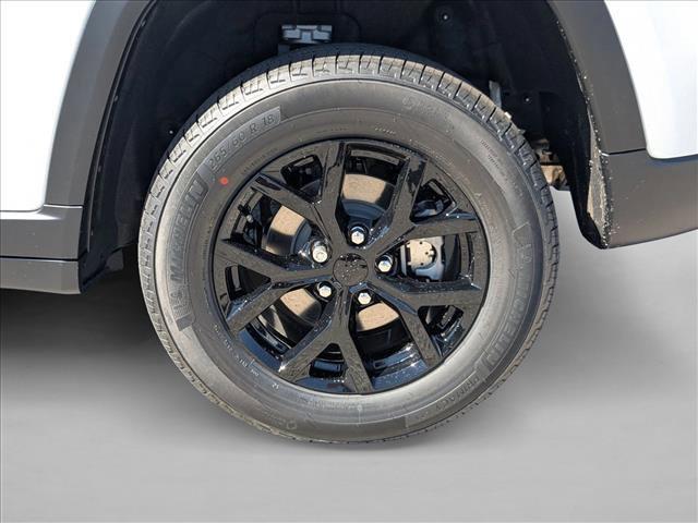 new 2025 Jeep Grand Cherokee car, priced at $39,586