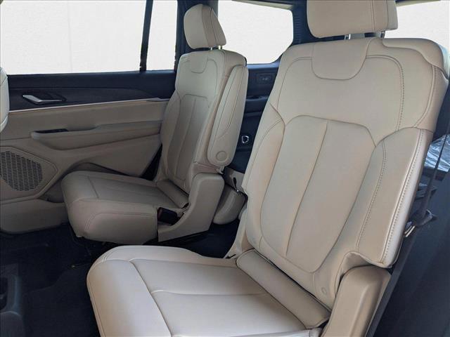 new 2025 Jeep Grand Cherokee L car, priced at $42,995