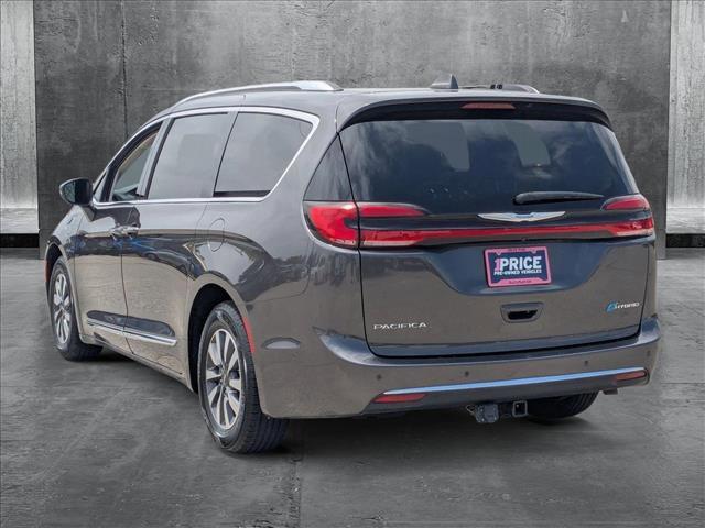 used 2021 Chrysler Pacifica Hybrid car, priced at $26,495