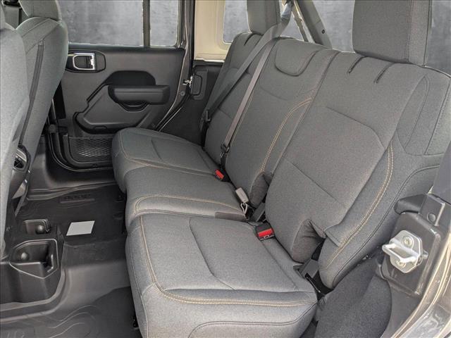 new 2025 Jeep Wrangler car, priced at $47,352