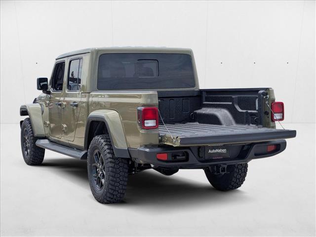 new 2025 Jeep Gladiator car, priced at $42,995