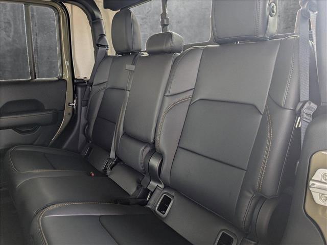 new 2025 Jeep Gladiator car, priced at $46,817