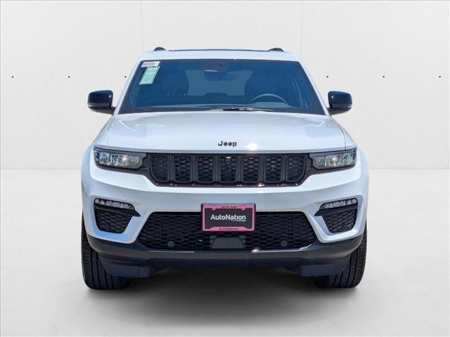 new 2025 Jeep Grand Cherokee car, priced at $47,999