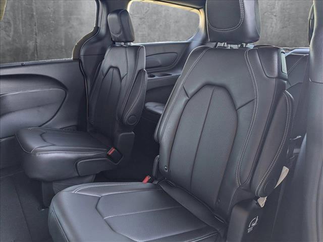 new 2025 Chrysler Pacifica car, priced at $39,991