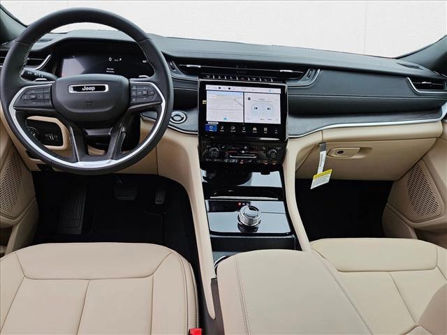 new 2025 Jeep Grand Cherokee car, priced at $41,999