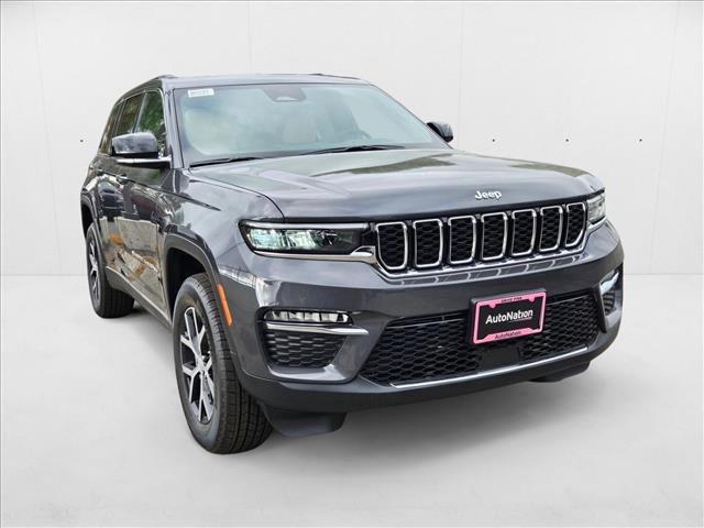 new 2025 Jeep Grand Cherokee car, priced at $41,999