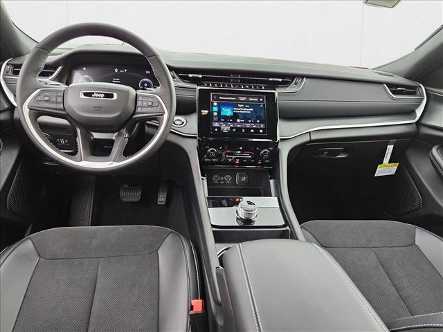 new 2025 Jeep Grand Cherokee L car, priced at $44,372