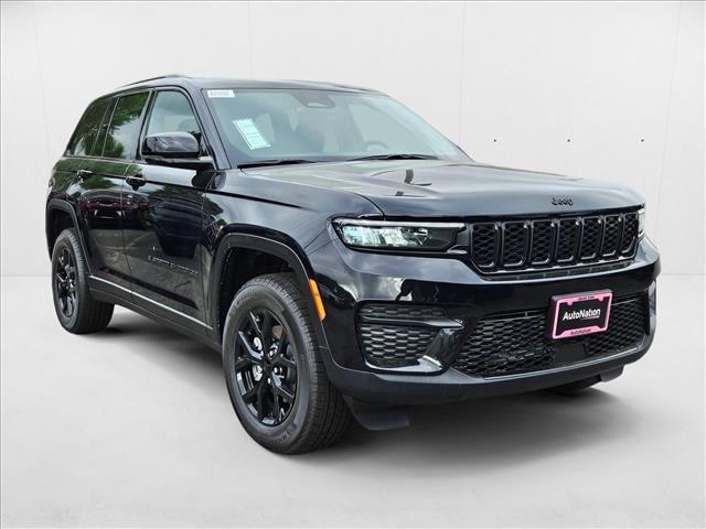 new 2025 Jeep Grand Cherokee car, priced at $41,999