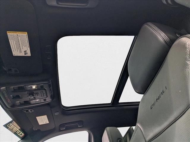 used 2021 GMC Yukon car, priced at $43,991