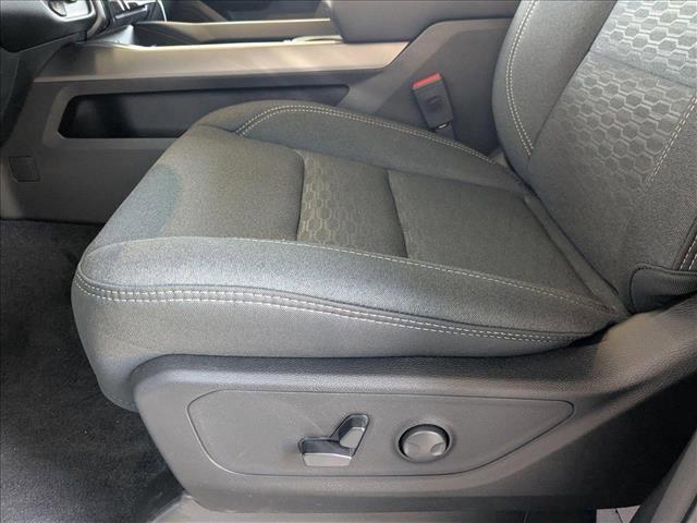 new 2025 Ram 1500 car, priced at $50,992
