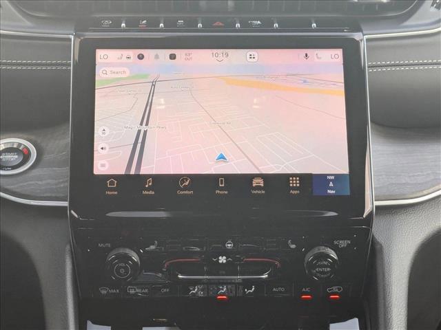 new 2025 Jeep Grand Cherokee car, priced at $50,220