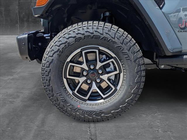 new 2025 Jeep Gladiator car, priced at $57,415