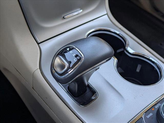 used 2015 Jeep Grand Cherokee car, priced at $13,788