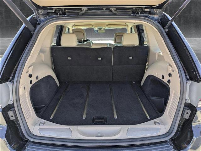 used 2015 Jeep Grand Cherokee car, priced at $13,788