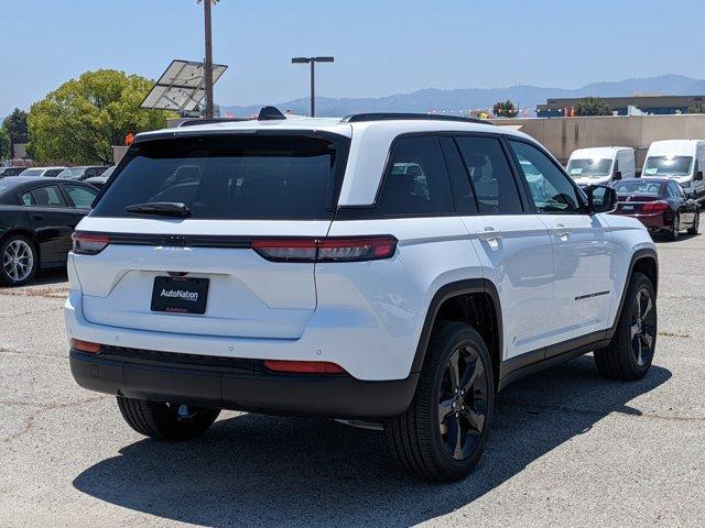 new 2024 Jeep Grand Cherokee car, priced at $44,580