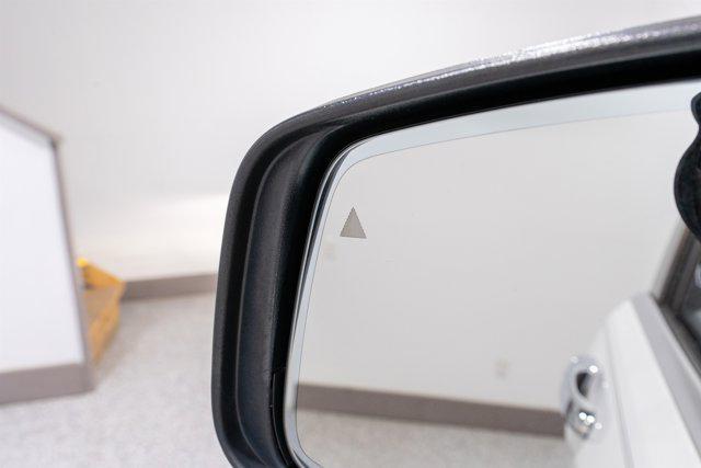 used 2017 Jeep Grand Cherokee car, priced at $13,900