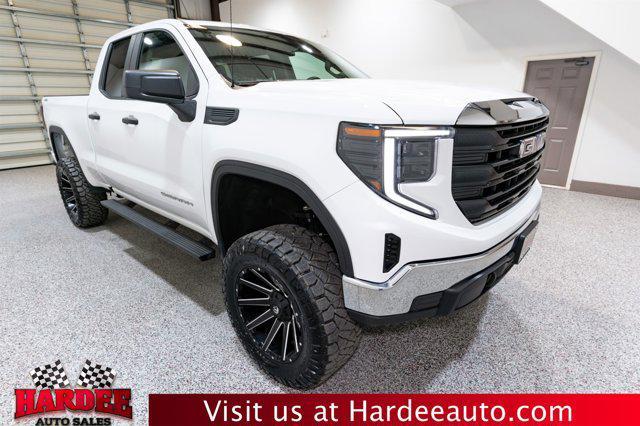 used 2023 GMC Sierra 1500 car, priced at $43,900