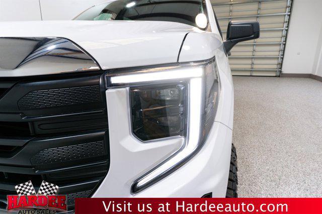 used 2023 GMC Sierra 1500 car, priced at $43,900