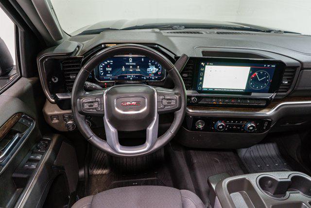 used 2023 GMC Sierra 1500 car, priced at $45,900
