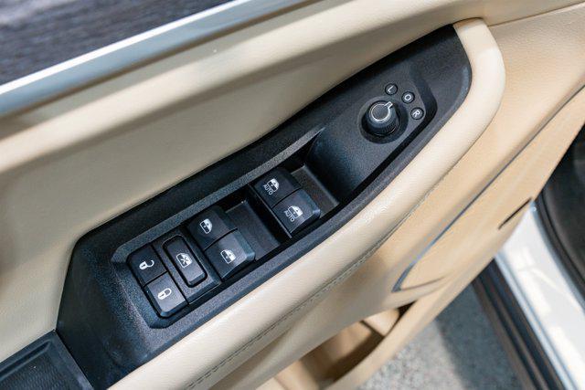 used 2021 Jeep Grand Cherokee L car, priced at $32,900