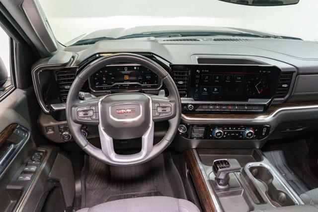 used 2023 GMC Sierra 1500 car, priced at $44,900