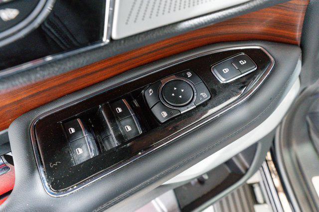 used 2024 Lincoln Navigator car, priced at $85,900