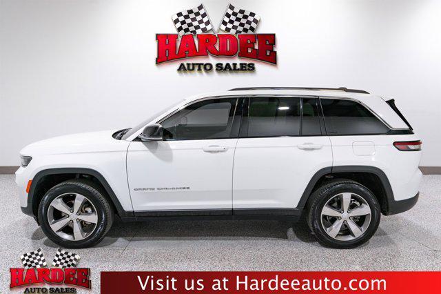 used 2022 Jeep Grand Cherokee car, priced at $32,900