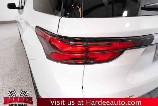 used 2023 Chevrolet Traverse car, priced at $36,900