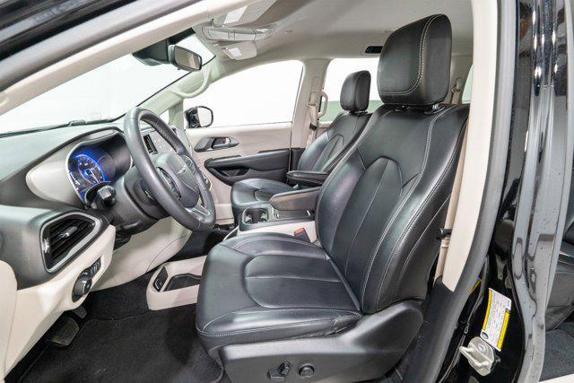 used 2024 Chrysler Pacifica car, priced at $26,900