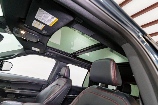 used 2023 Ford Expedition car, priced at $59,900