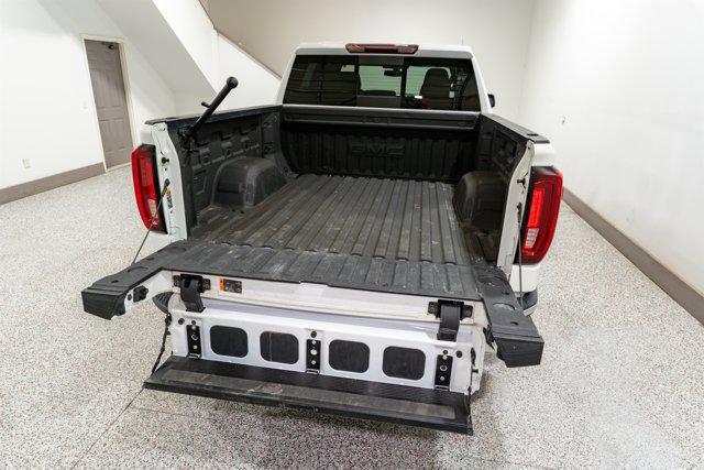 used 2022 GMC Sierra 1500 car, priced at $43,900