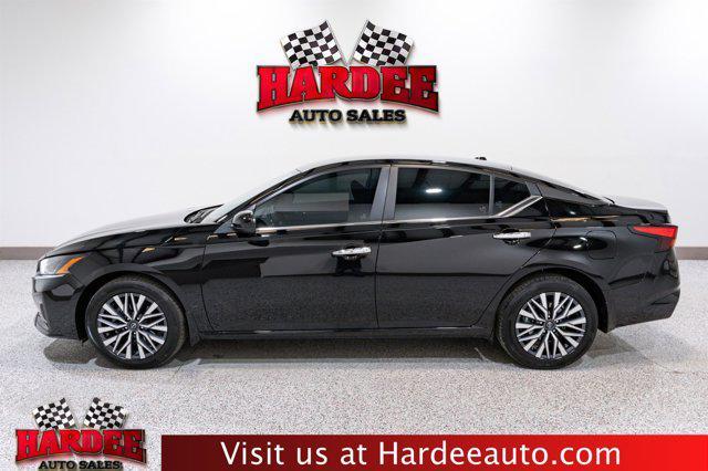 used 2023 Nissan Altima car, priced at $24,900