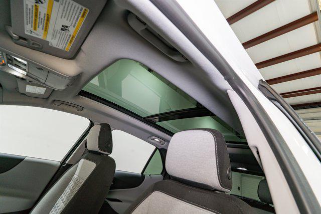 used 2023 Chevrolet Equinox car, priced at $24,912