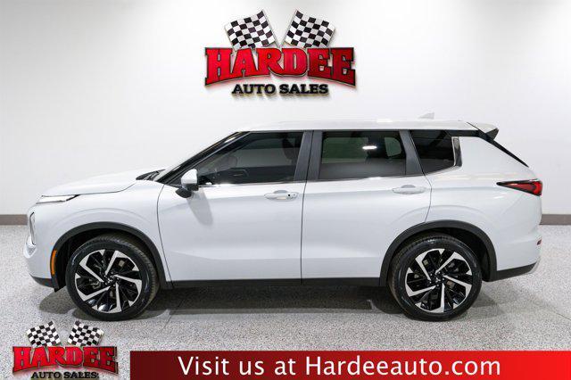 used 2024 Mitsubishi Outlander car, priced at $29,900