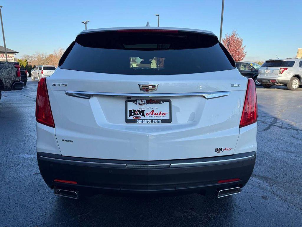used 2018 Cadillac XT5 car, priced at $20,900