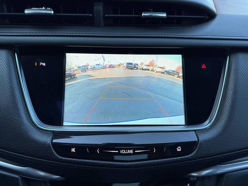 used 2018 Cadillac XT5 car, priced at $20,900