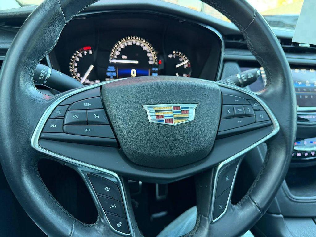 used 2018 Cadillac XT5 car, priced at $20,900