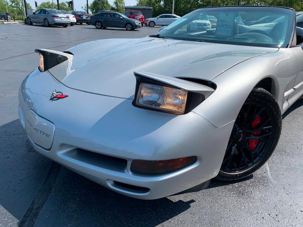 used 2004 Chevrolet Corvette car, priced at $19,900