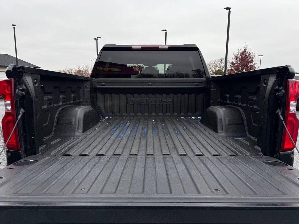 used 2021 Chevrolet Silverado 1500 car, priced at $31,900